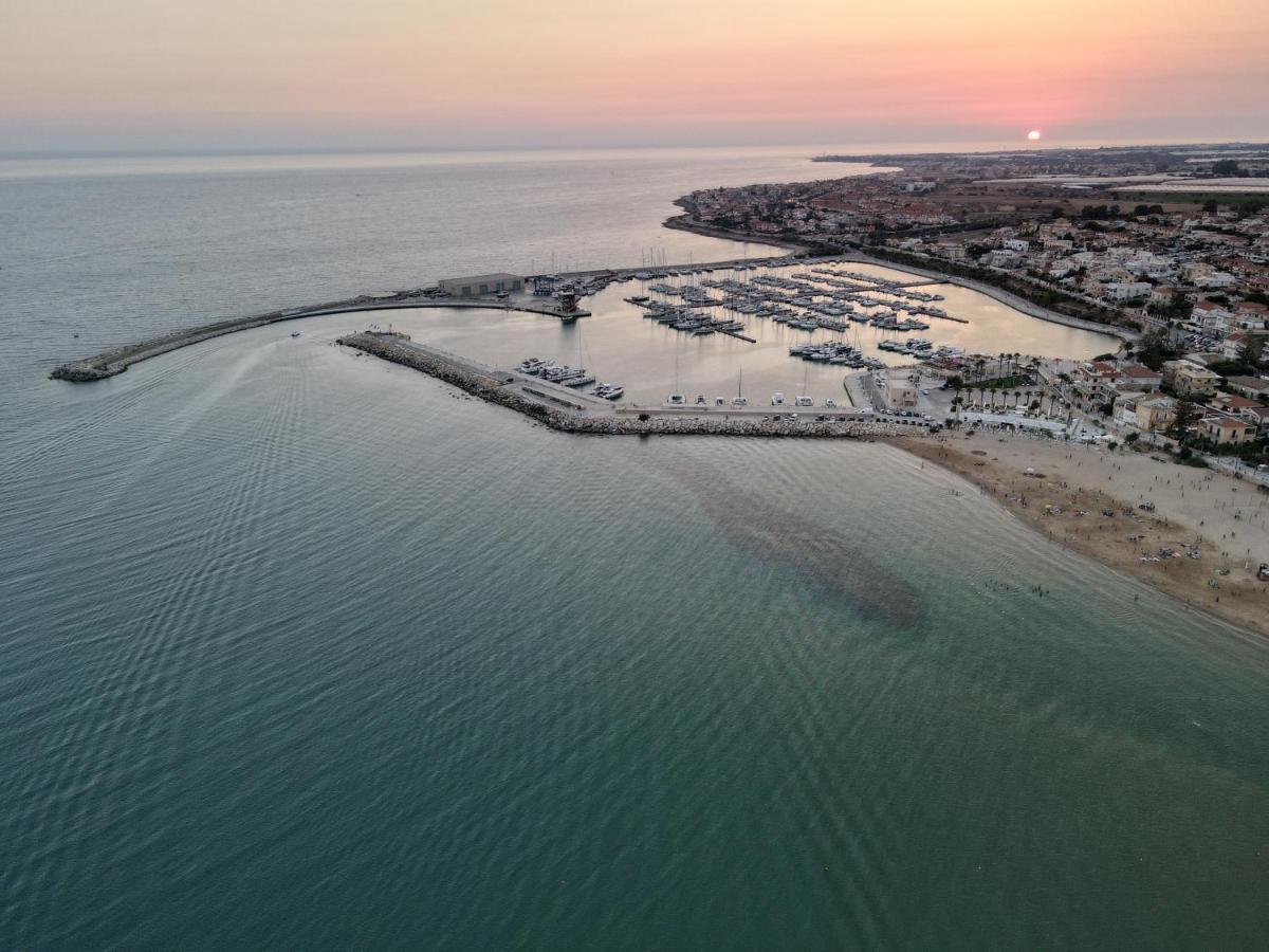 Casa Med Marina di Ragusa Exterior foto
